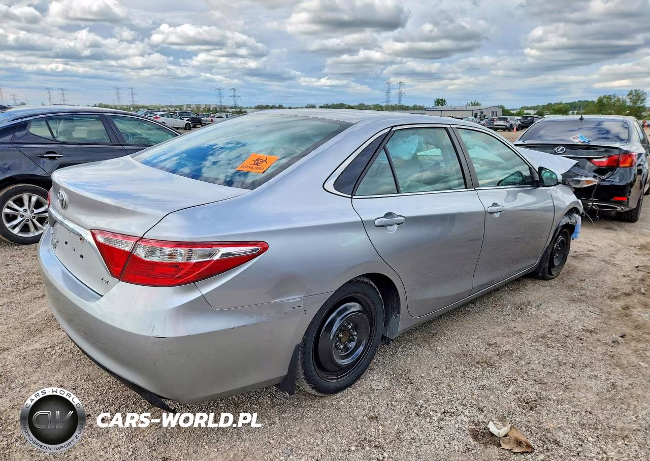 2017 Toyota Camry Le VIN:4T1BF1FK7HU427276 - 3