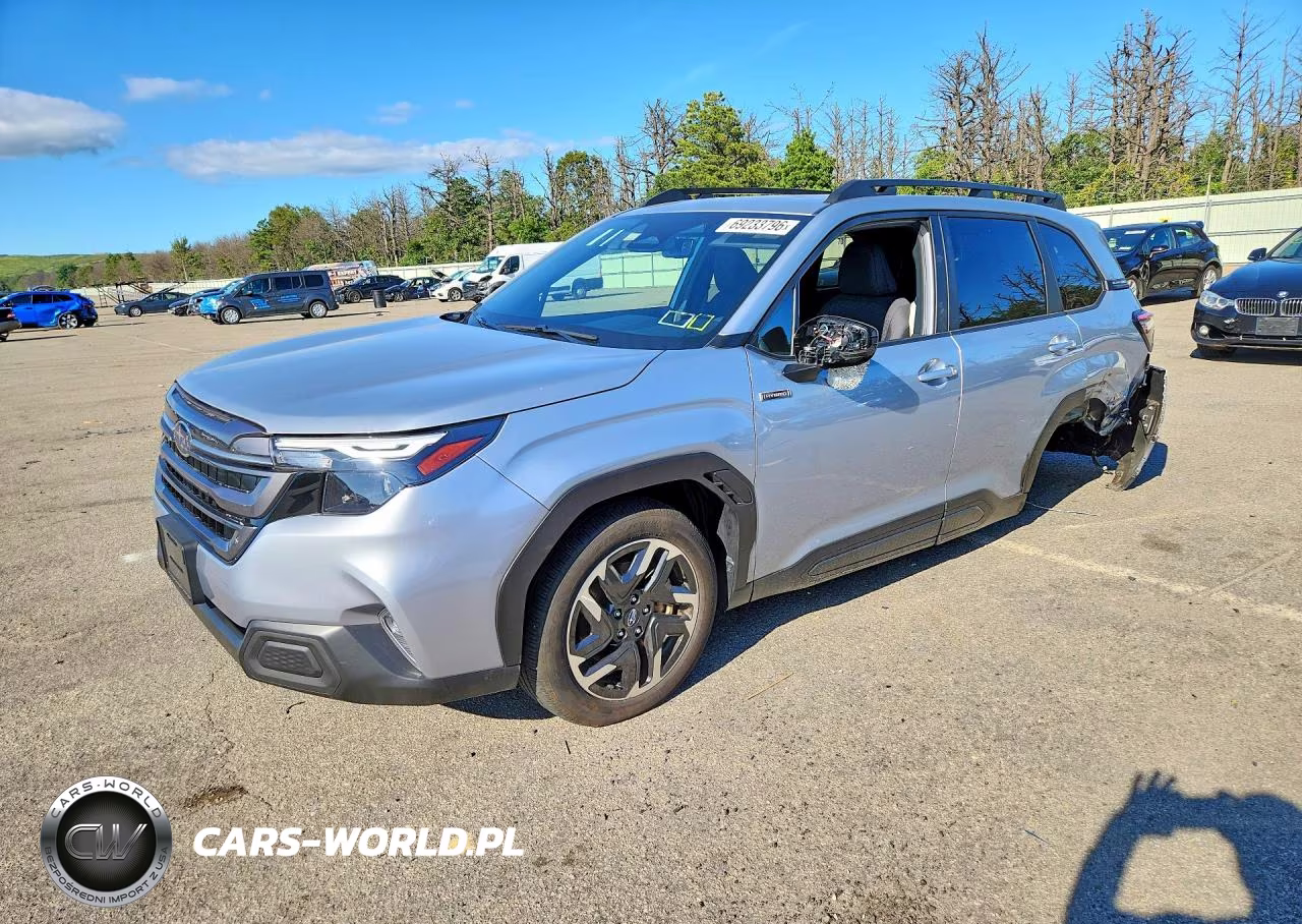 2025 Subaru Forester Premium VIN:JF2SLSED1SH411372 - 1