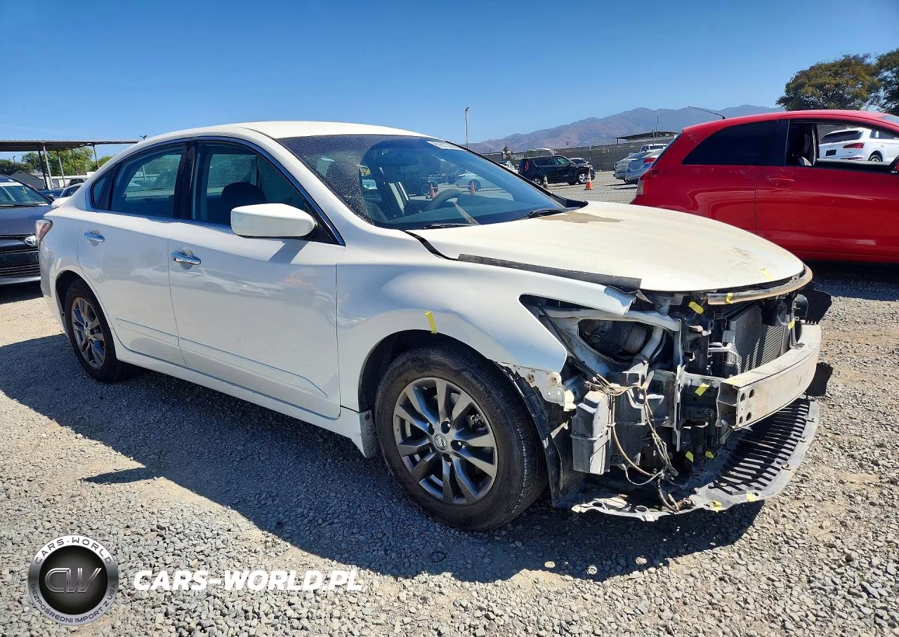 2015 Nissan Altima 2.5 S VIN:1N4AL3AP2FC571138 - 4