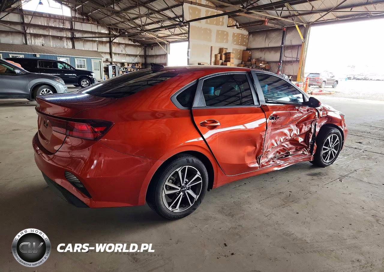 2023 Kia Forte Lxs VIN:3KPF24AD3PE509160 - 3