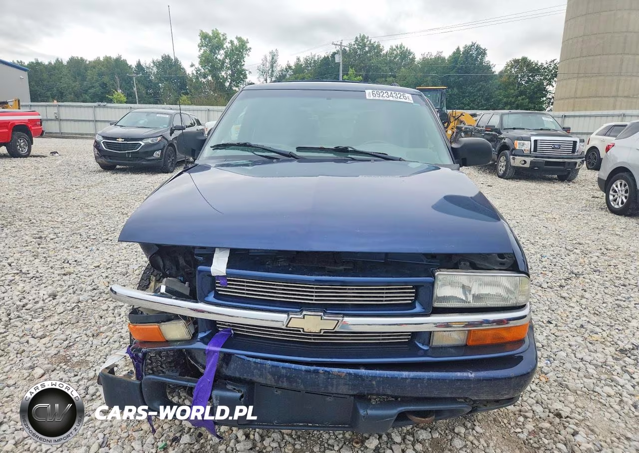 2004 Chevrolet Blazer VIN:1GNDT13X04K126240 - 5