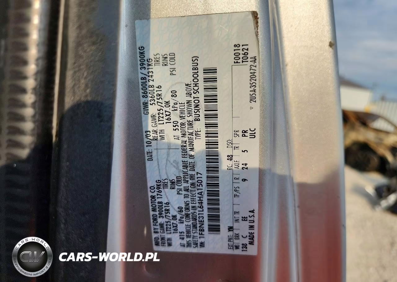 2004 Ford Econoline E350 Super Duty Wagon VIN:1FBNE31L64HA15017 - 13