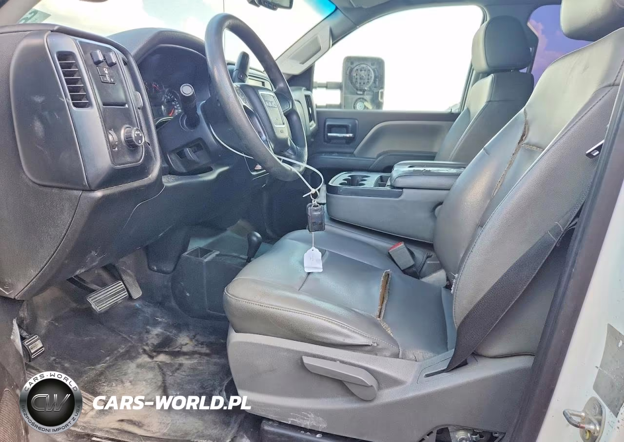 2017 GMC Sierra3500 VIN:1GT42VCY3HF157444 - 7
