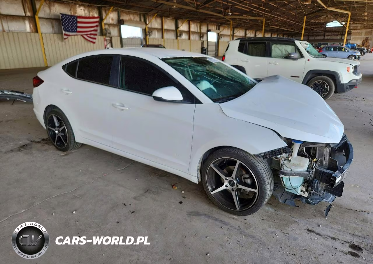 2020 Hyundai Elantra Sel VIN:5NPD84LF7LH576645 - 4