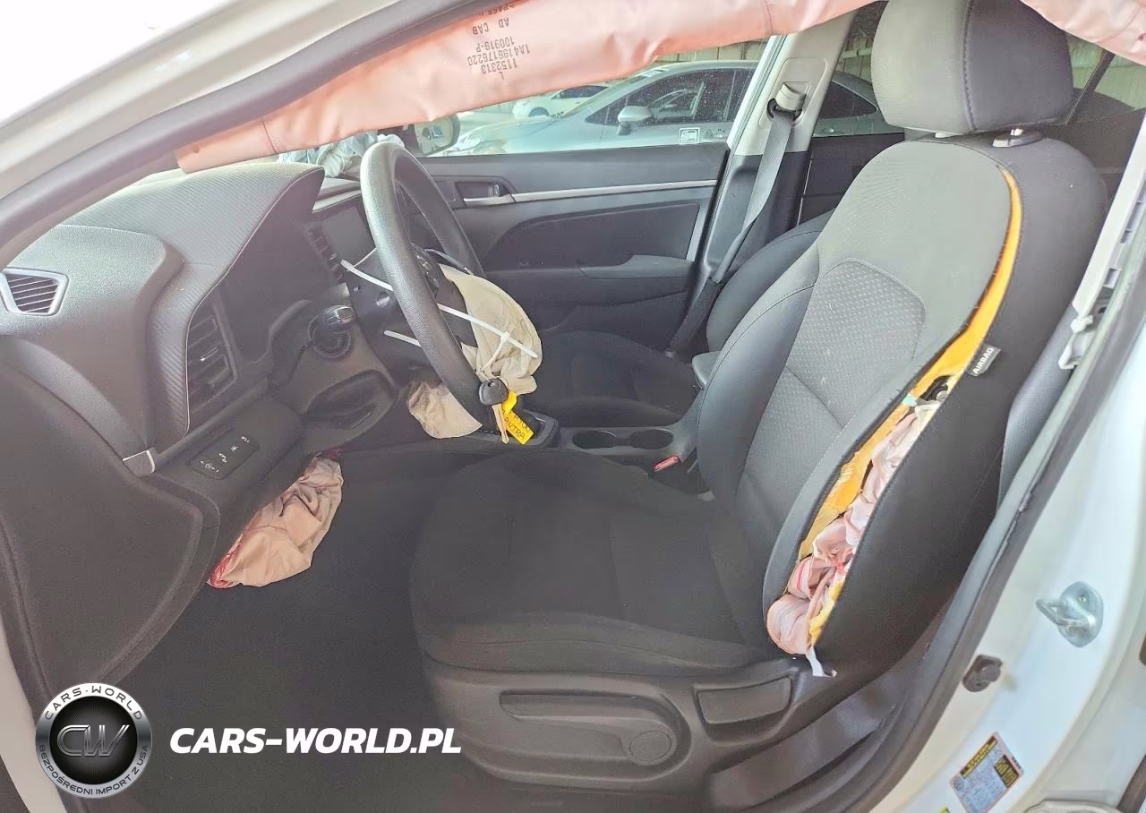 2020 Hyundai Elantra Sel VIN:5NPD84LF7LH576645 - 7