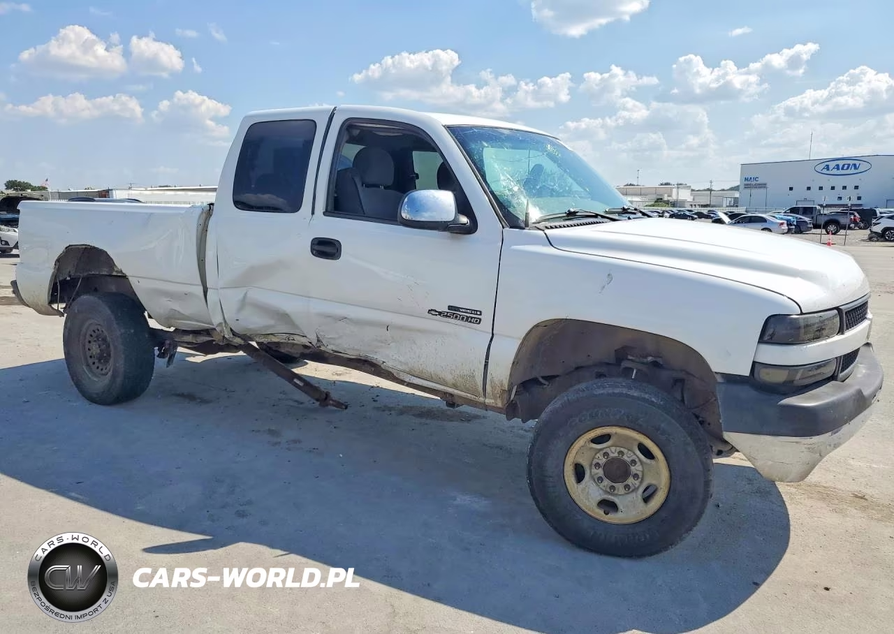 2001 Chevrolet Silverado C2500 Heavy Duty VIN:1GCHC29G01E299709 - 4
