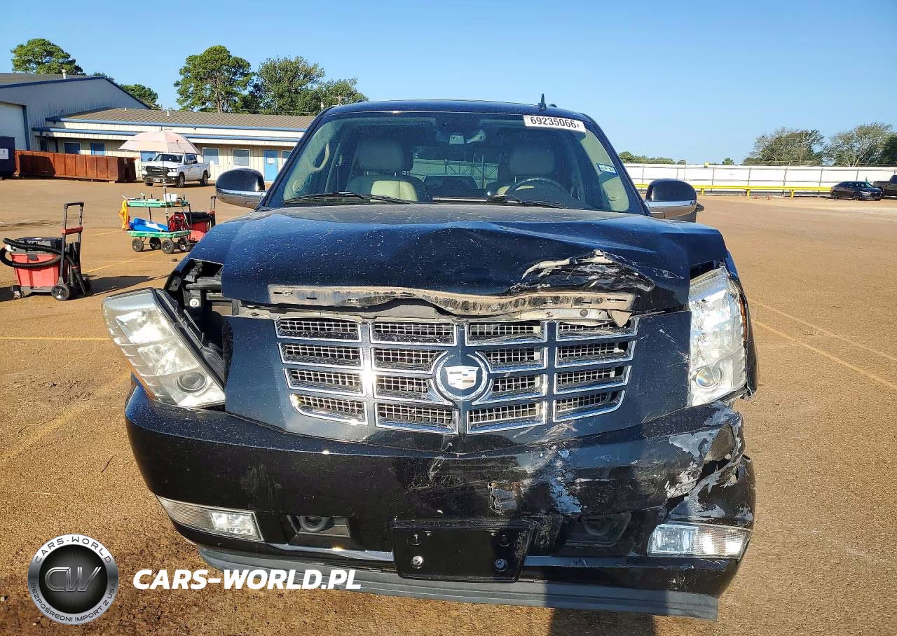 2009 Cadillac Escalade Luxury VIN:1GYFC23299R276769 - 5