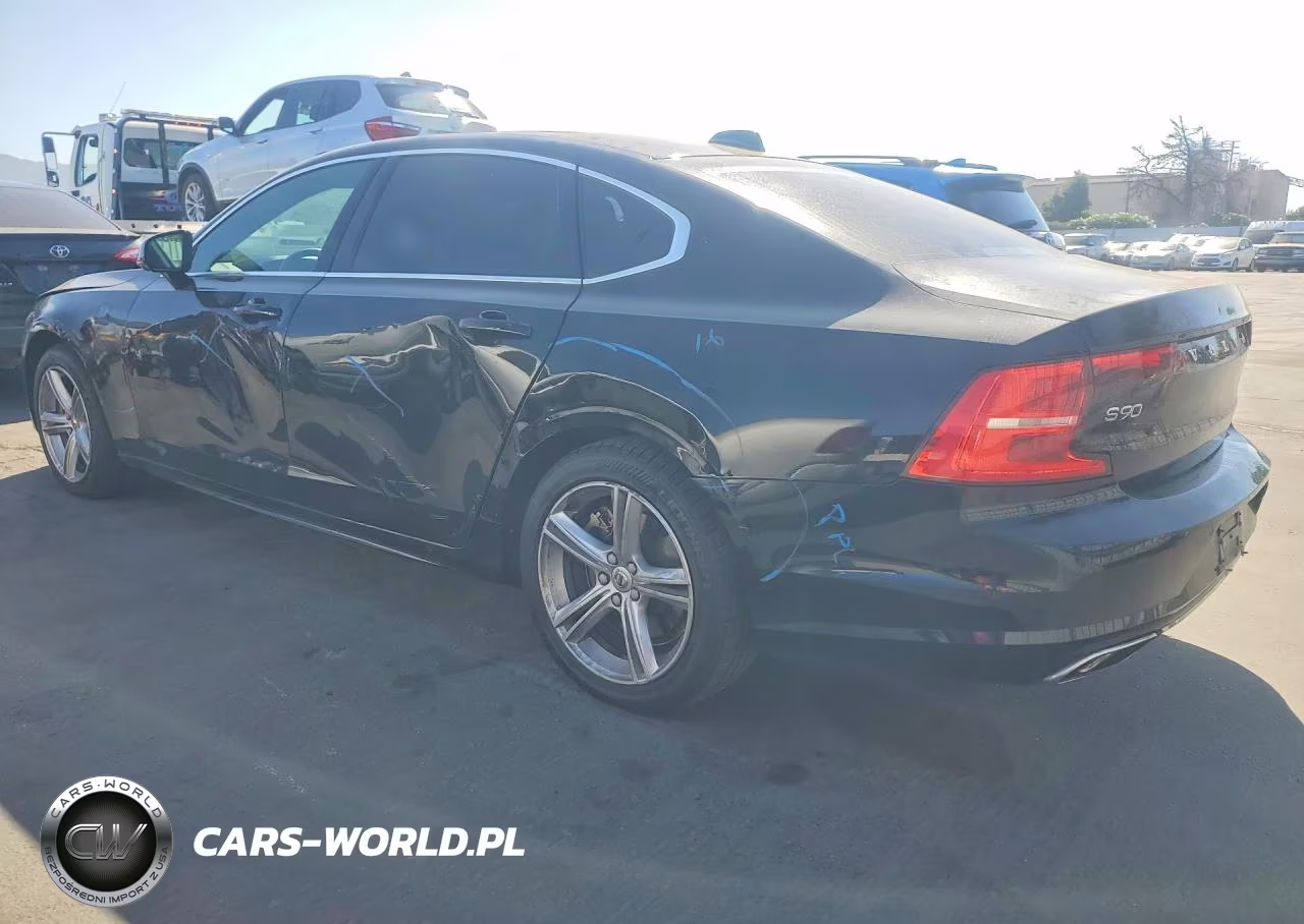 2019 Volvo S90 T5 Momentum VIN:LVY102AK7KP096759 - 2
