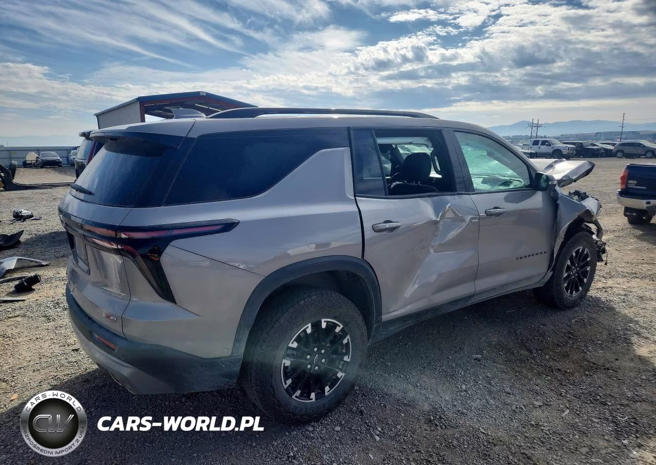2026 Chevrolet Traverse Z71 VIN:1GNEVJKSXTJ206833 - 3