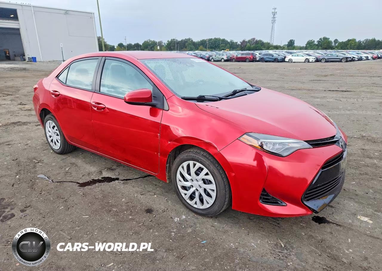 2017 Toyota Corolla Le VIN:2T1BURHE4HC878193 - 4