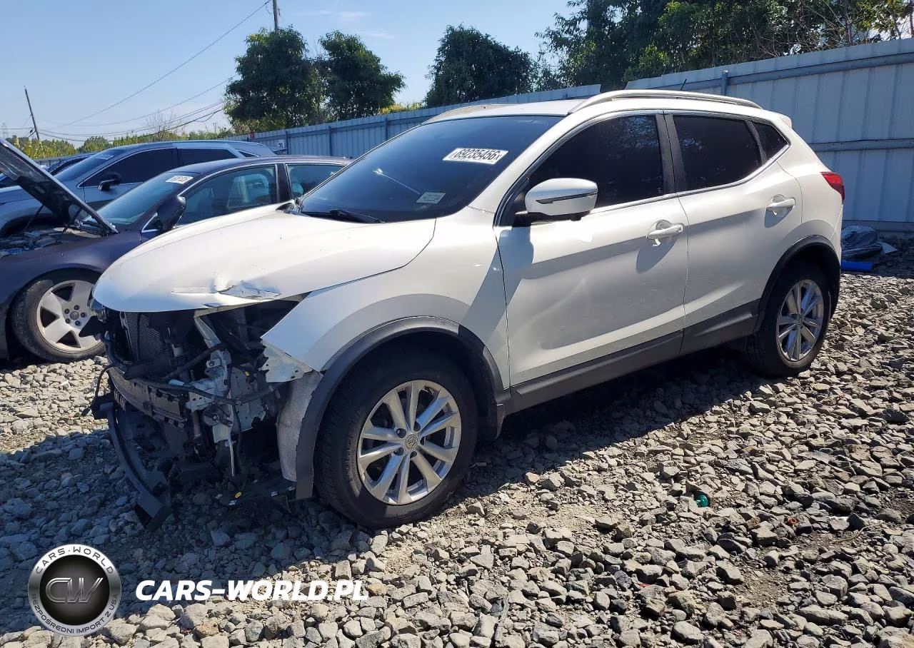 2017 Nissan Rogue Sport Sv – zdjęcie 1 z 13