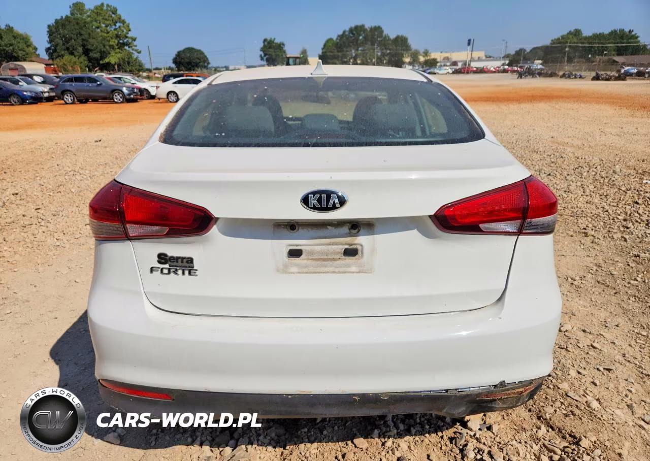 2018 Kia Forte Lx VIN:3KPFK4A75JE236272 - 6