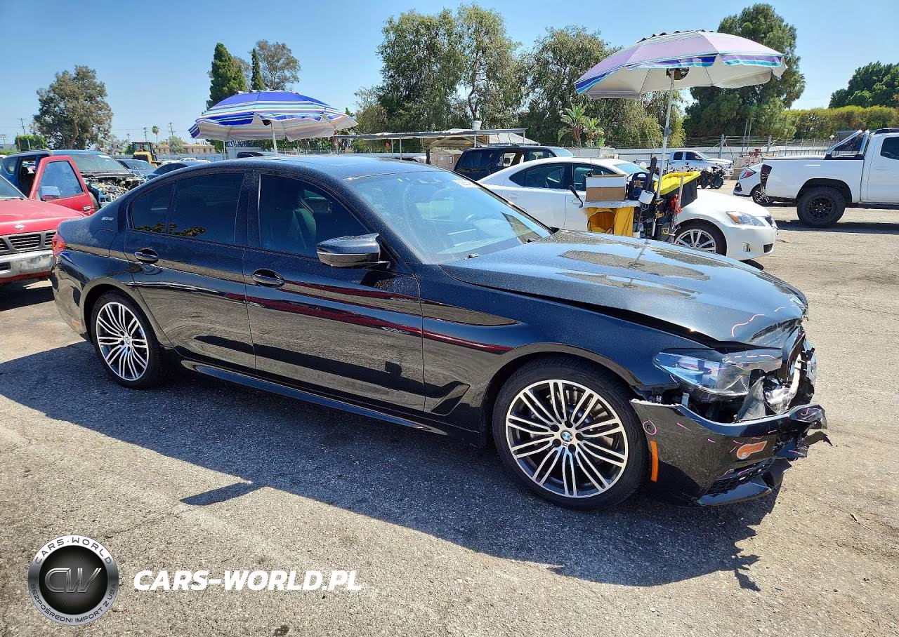 2019 BMW 530E VIN:WBAJA9C58KB389875 - 4