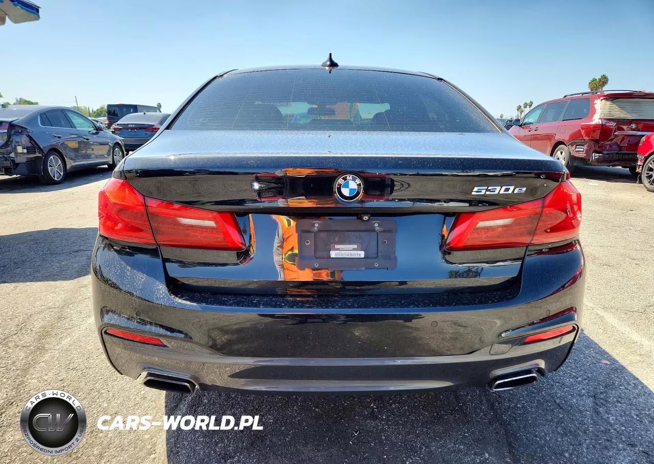 2019 BMW 530E VIN:WBAJA9C58KB389875 - 6
