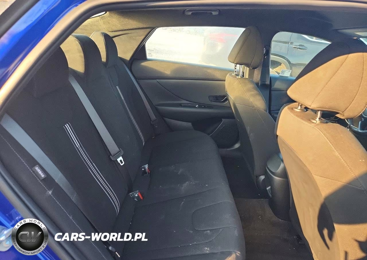 2025 Hyundai Elantra Sel Sport VIN:KMHLM4DG2SU897846 - 10