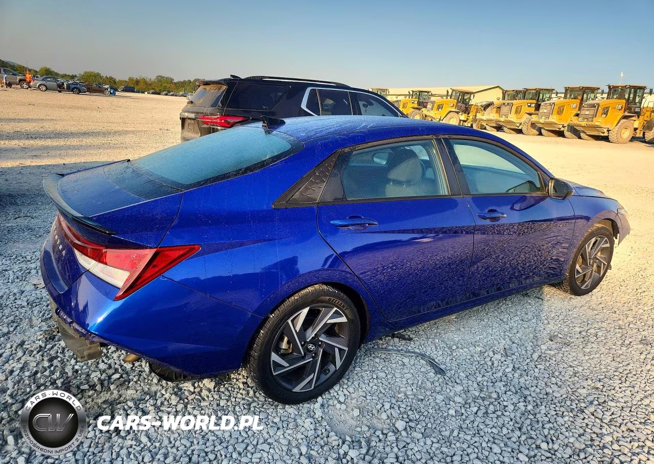 2025 Hyundai Elantra Sel Sport VIN:KMHLM4DG2SU897846 - 3