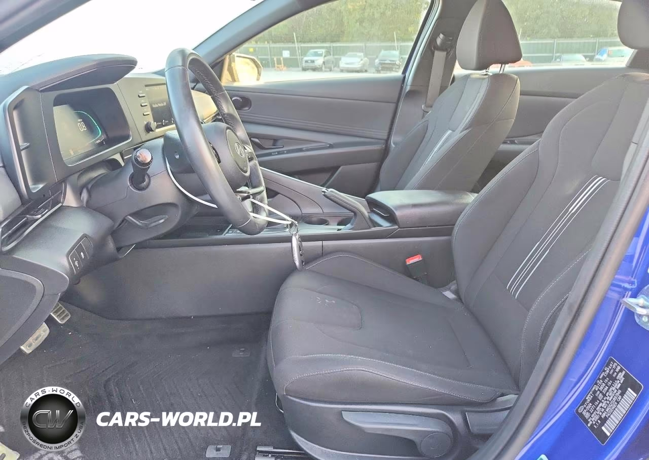 2025 Hyundai Elantra Sel Sport VIN:KMHLM4DG2SU897846 - 7