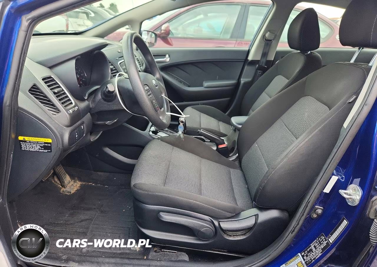 2018 Kia Forte Lx VIN:3KPFK4A78JE183292 - 7
