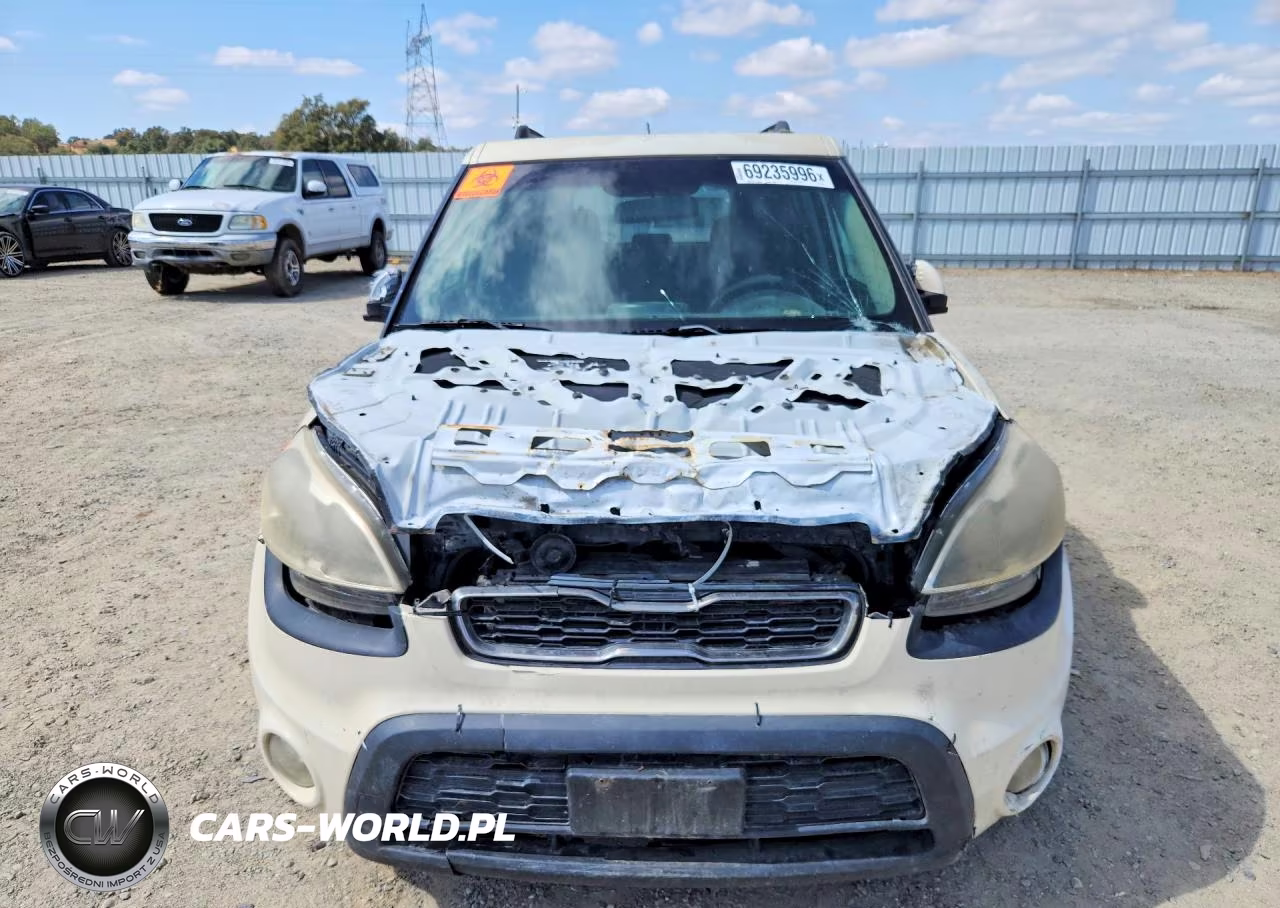 2013 Kia Soul + VIN:KNDJT2A69D7537585 - 5