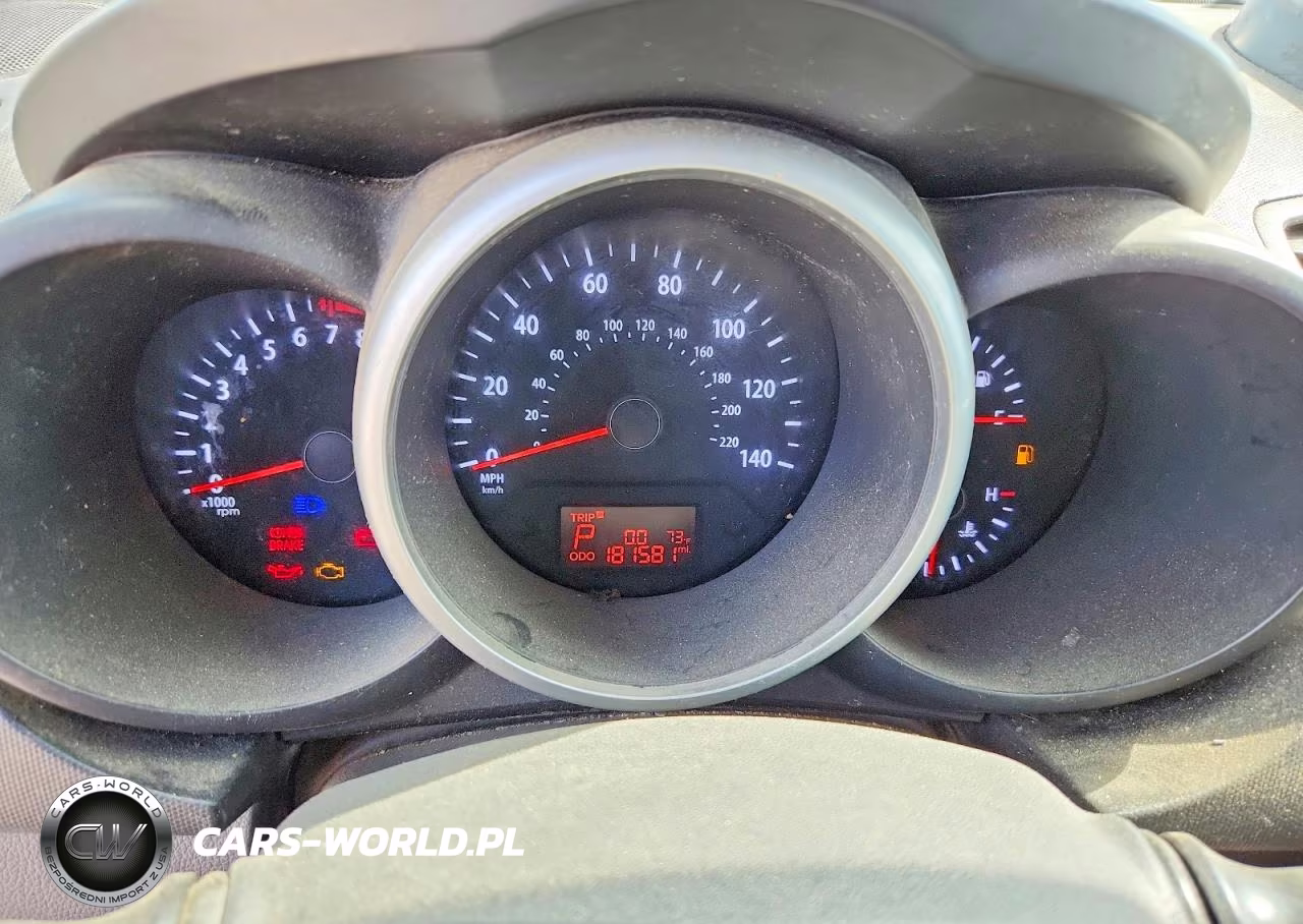 2013 Kia Soul + VIN:KNDJT2A69D7537585 - 9