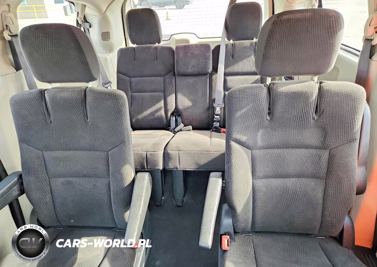 2018 Dodge Grand Caravan Se VIN:2C4RDGBG1JR304802 - 10