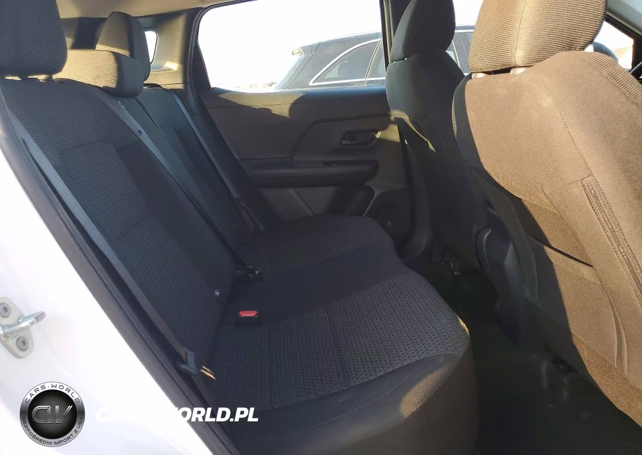 2025 Nissan Kicks S VIN:3N8AP6BAXSL372738 - 11