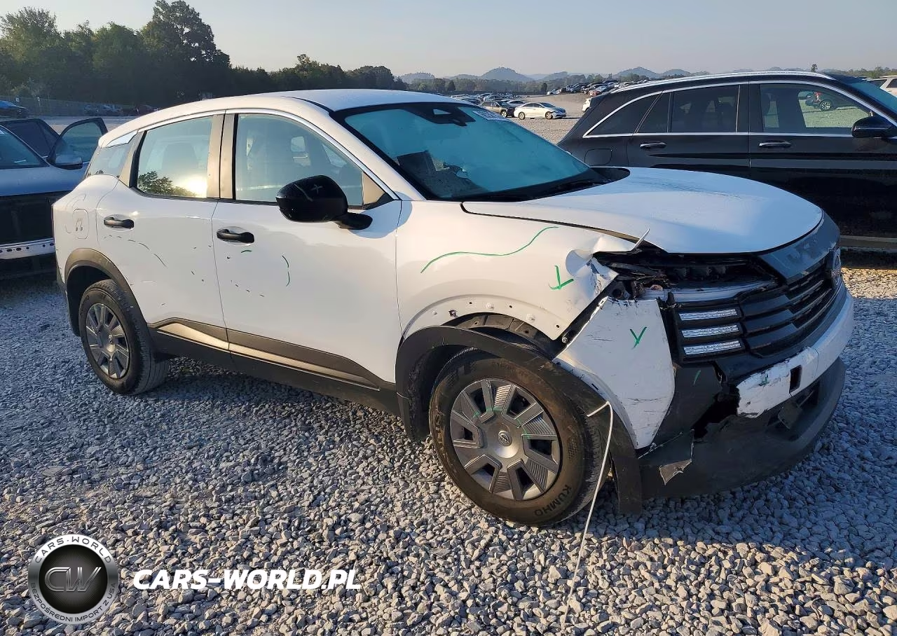 2025 Nissan Kicks S VIN:3N8AP6BAXSL372738 - 4
