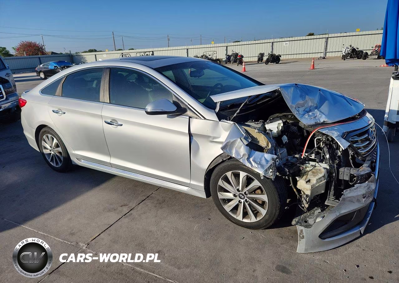 2017 Hyundai Sonata Sport VIN:5NPE34AF0HH514193 - 4