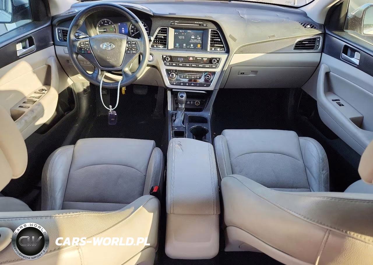 2017 Hyundai Sonata Sport VIN:5NPE34AF0HH514193 - 8