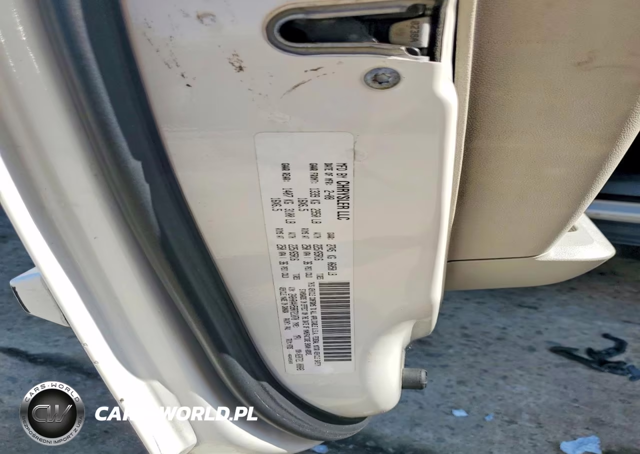 2008 Chrysler Town & Country Lx VIN:2A8HR44H58R721070 - 12