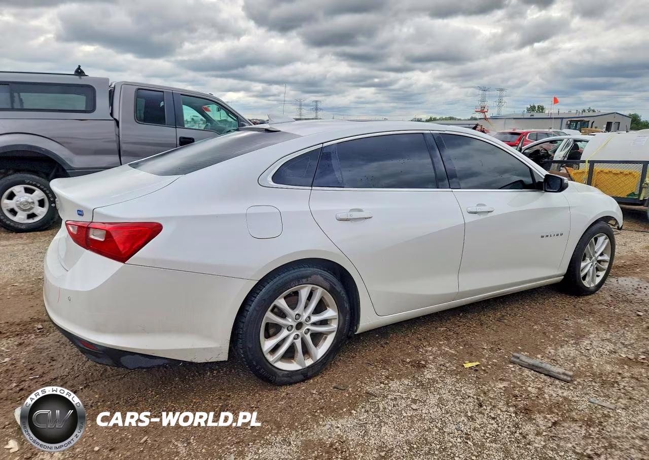 2017 Chevrolet Malibu Hybrid VIN:1G1ZJ5SU4HF125599 - 3