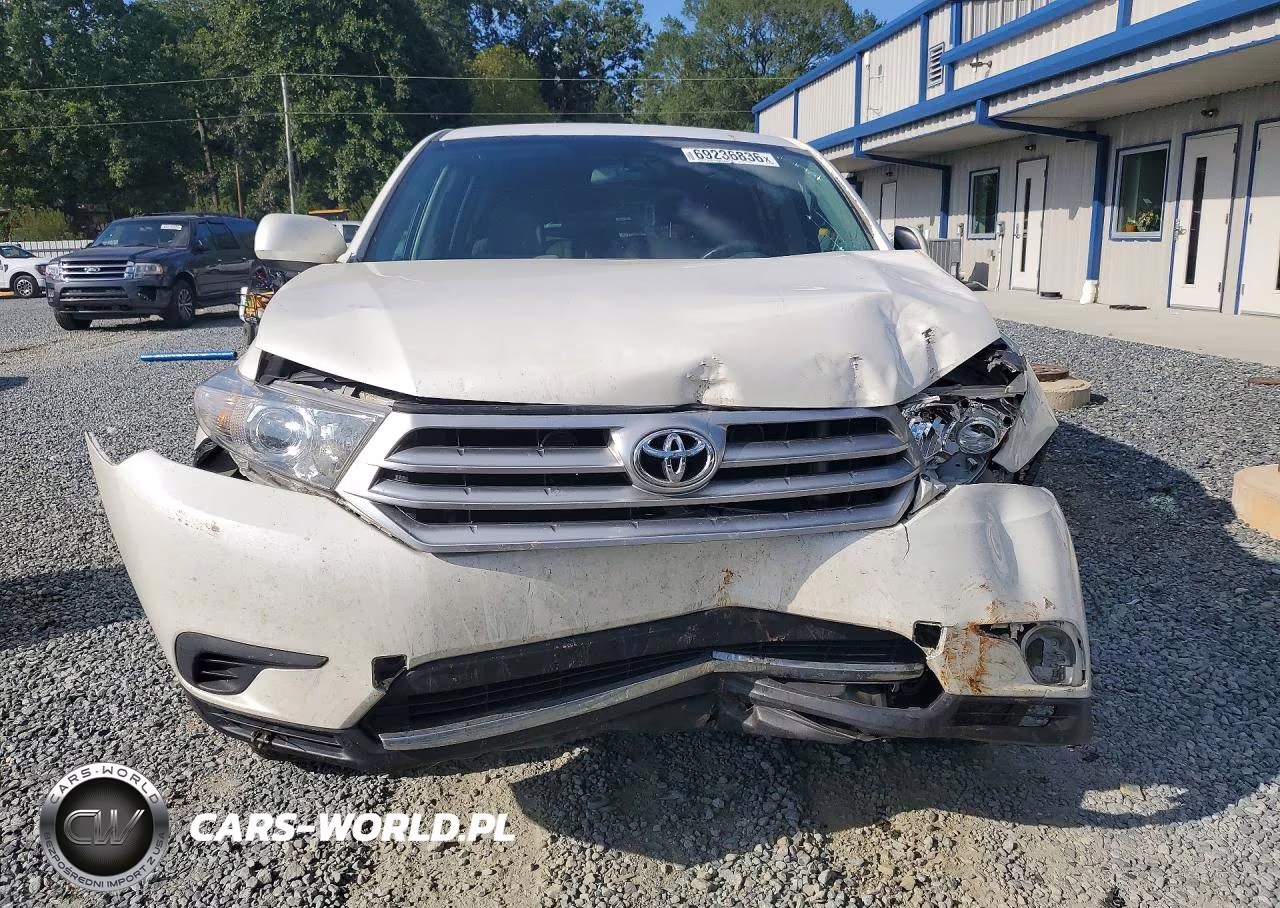 2013 Toyota Highlander Base VIN:5TDZK3EH6DS102245 - 5