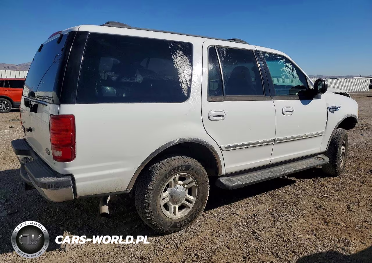 2002 Ford Expedition Xlt VIN:1FMPU16L32LA53895 - 3