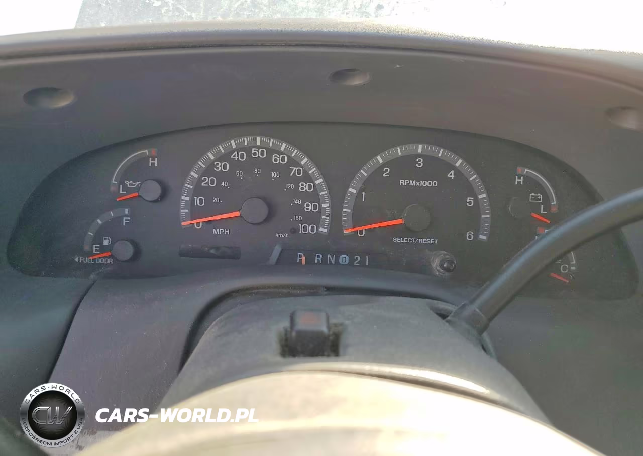 2002 Ford Expedition Xlt VIN:1FMPU16L32LA53895 - 9