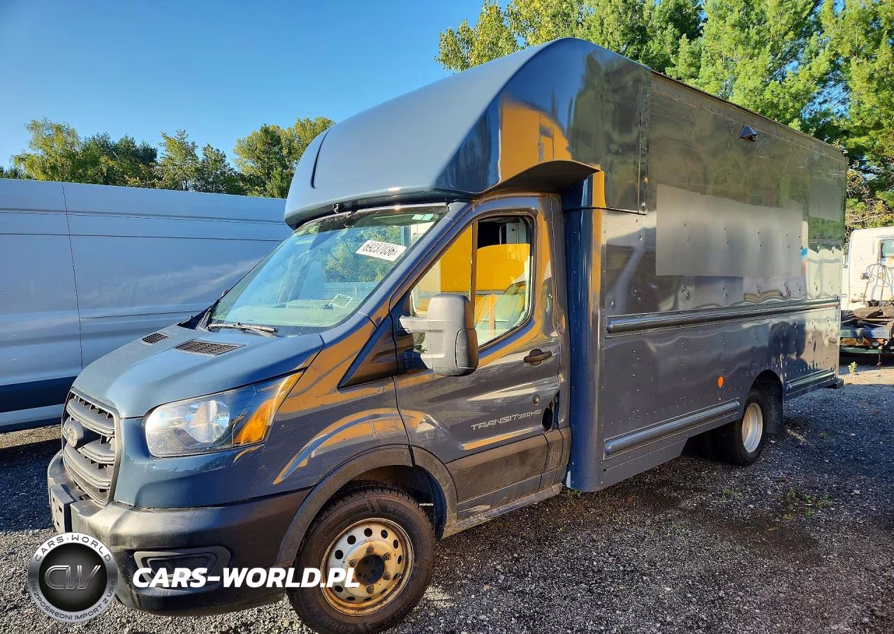 2021 Ford Transit Delivery Truck
