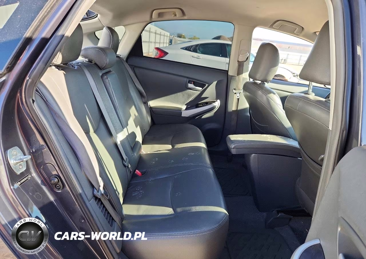 2011 Toyota Prius Two VIN:JTDKN3DU0B1421738 - 10