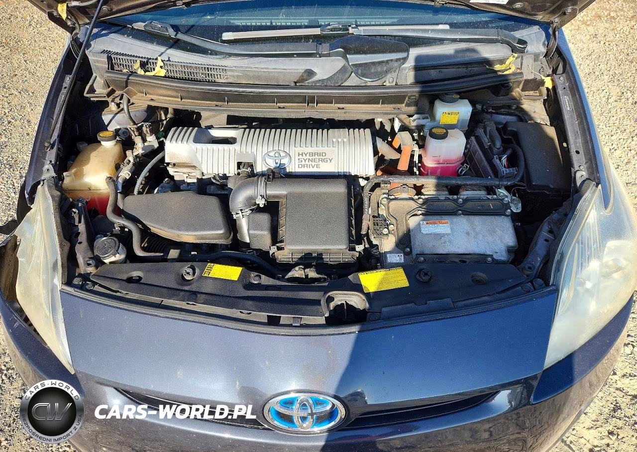 2011 Toyota Prius Two VIN:JTDKN3DU0B1421738 - 11