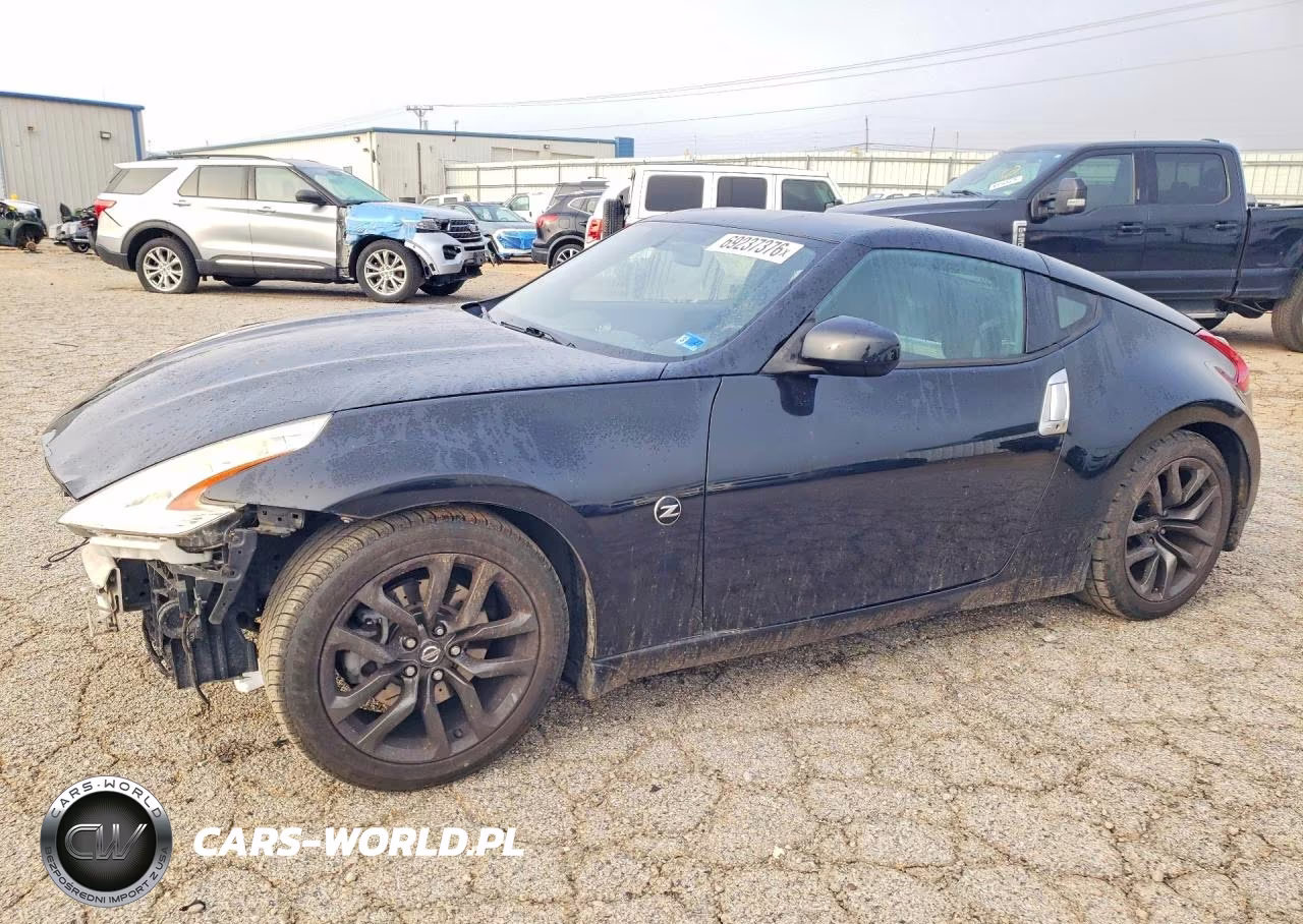 2016 Nissan 370Z Base