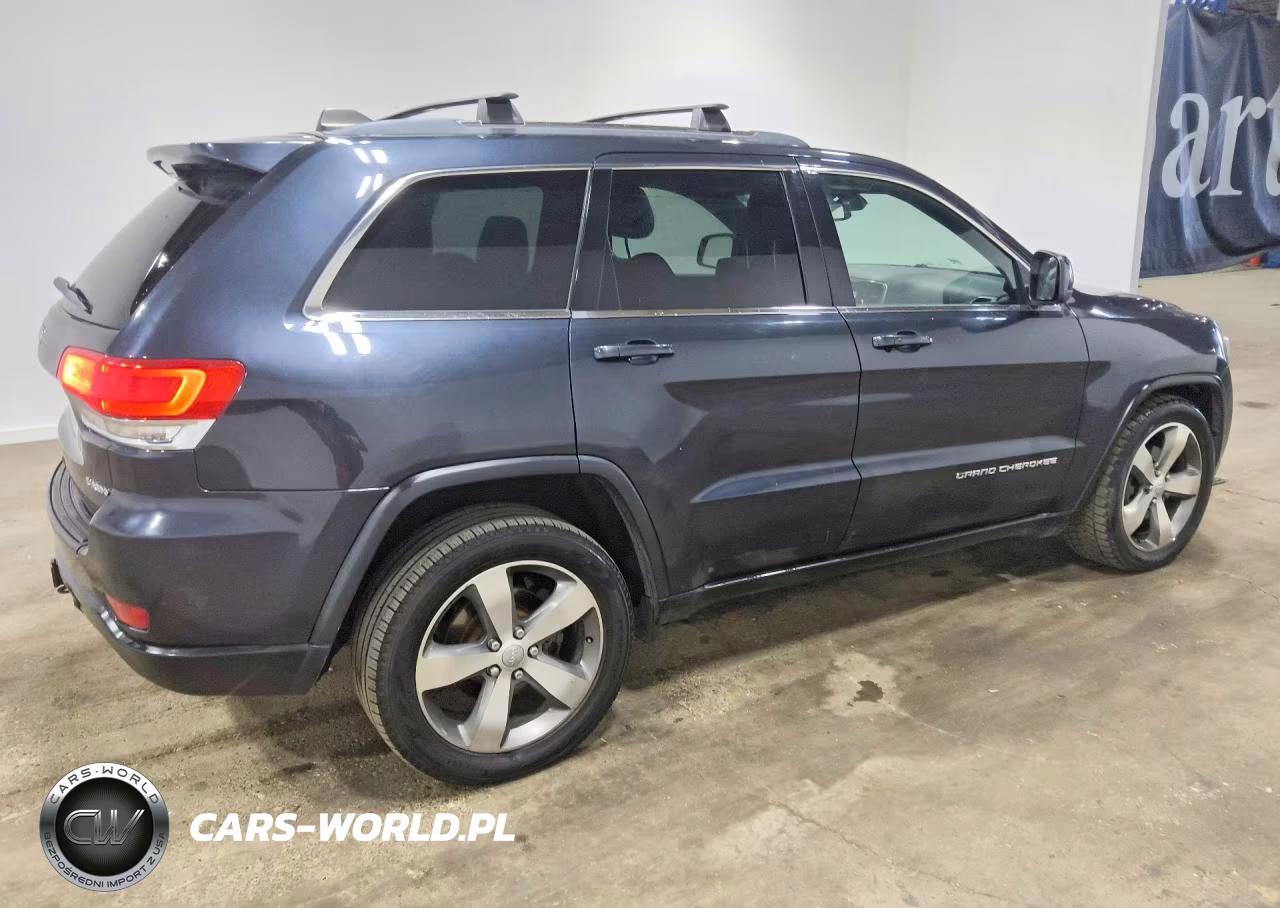 2014 Jeep Grand Cherokee Laredo VIN:1C4RJFAG6EC163227 - 3