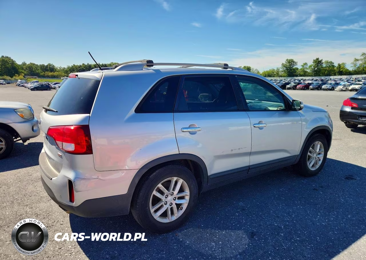 2014 Kia Sorento Lx VIN:5XYKT4A77EG514366 - 3