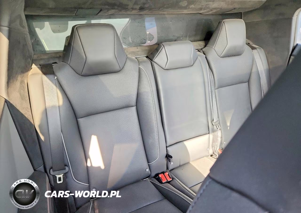 2026 Tesla Cybertruck VIN:7G2CEHED6TA083149 - 10