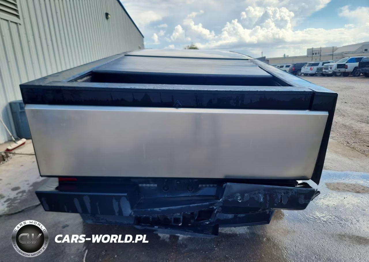 2026 Tesla Cybertruck VIN:7G2CEHED6TA083149 - 6