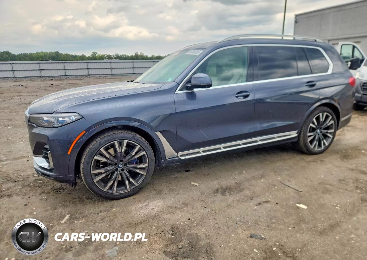 2019 BMW X7 xDrive50I