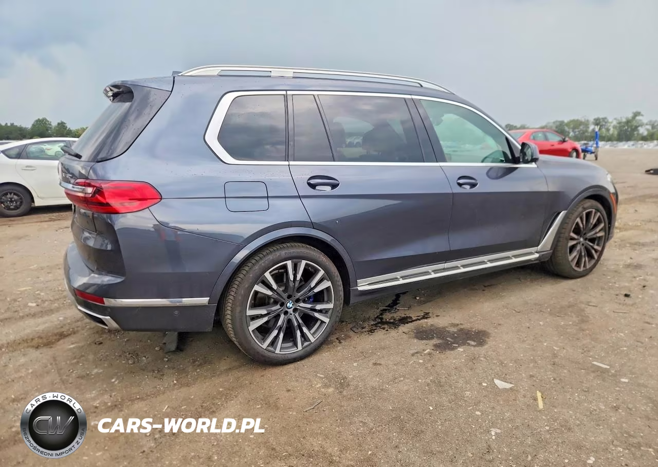 2019 BMW X7 xDrive50I VIN:5UXCX4C57KLS36040 - 3