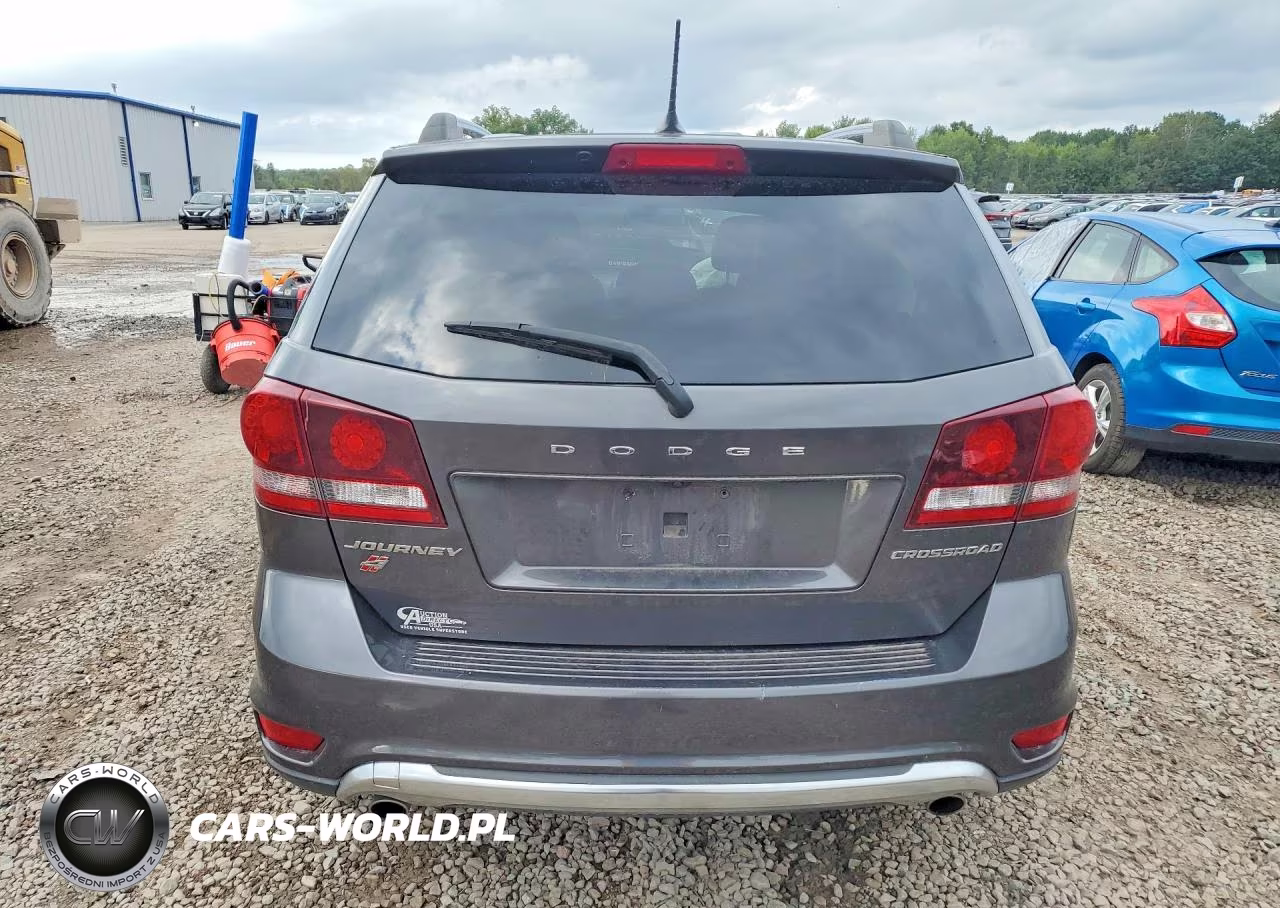 2018 Dodge Journey Crossroad VIN:3C4PDDGG6JT386716 - 6