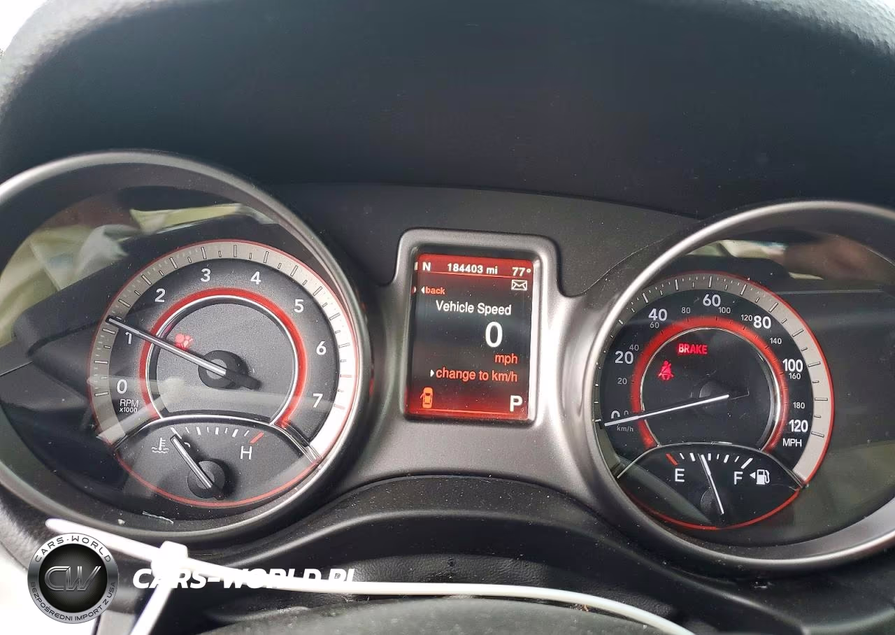 2018 Dodge Journey Crossroad VIN:3C4PDDGG6JT386716 - 9
