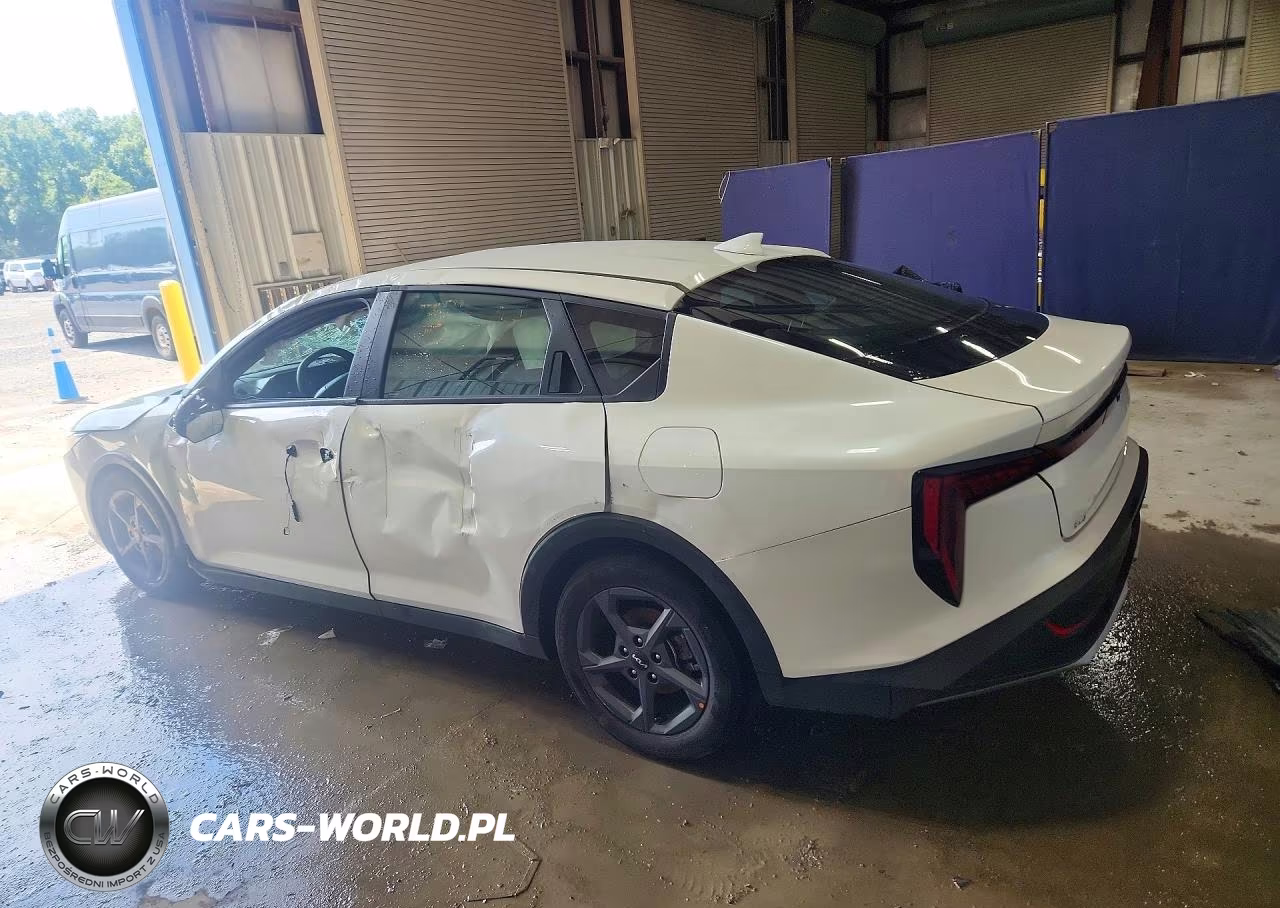 2026 Kia K4 Lxs VIN:3KPFT4DEXTE260559 - 2