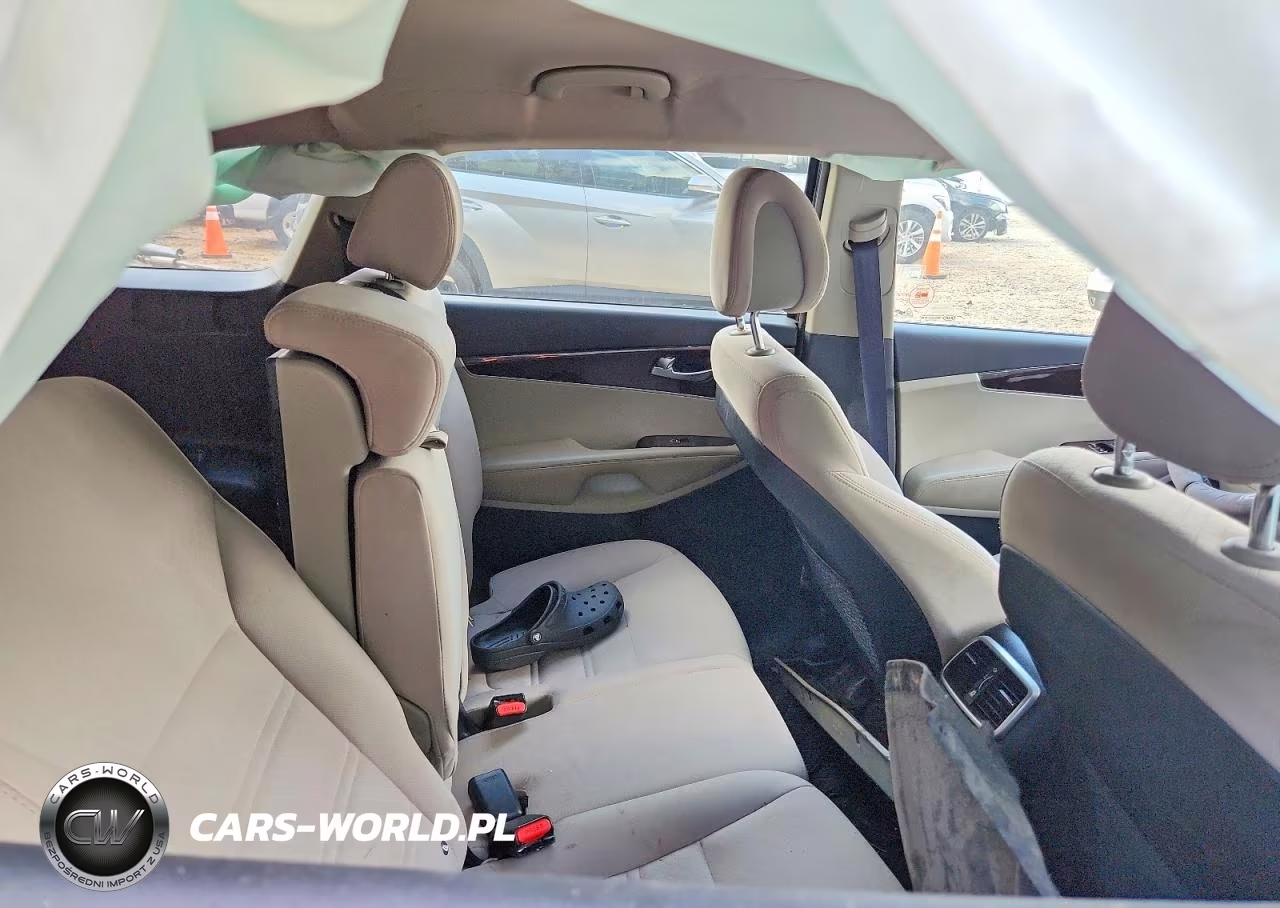 2016 Kia Sorento Lx VIN:5XYPG4A37GG063627 - 11