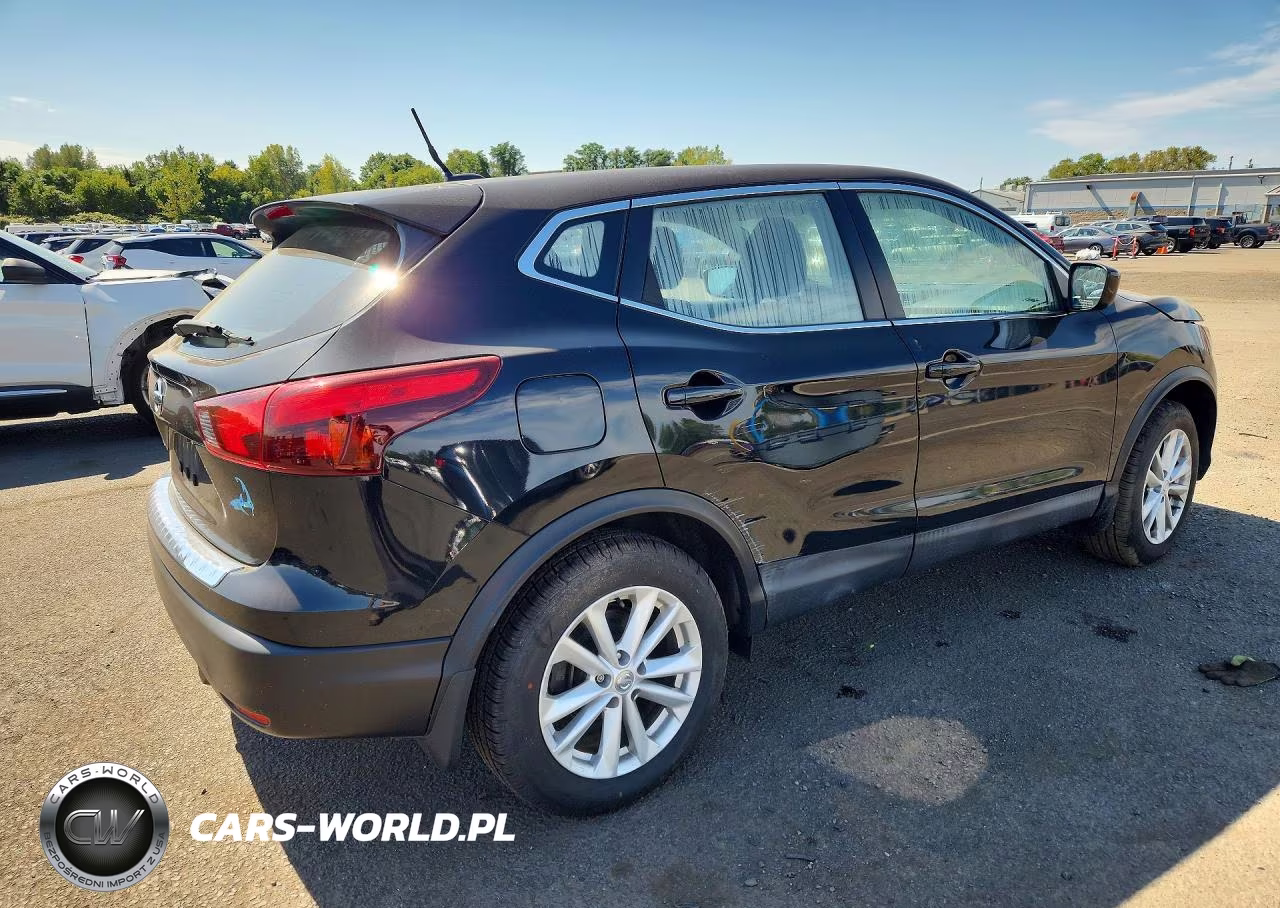 2018 Nissan Rogue Sport S VIN:JN1BJ1CP9JW108719 - 3