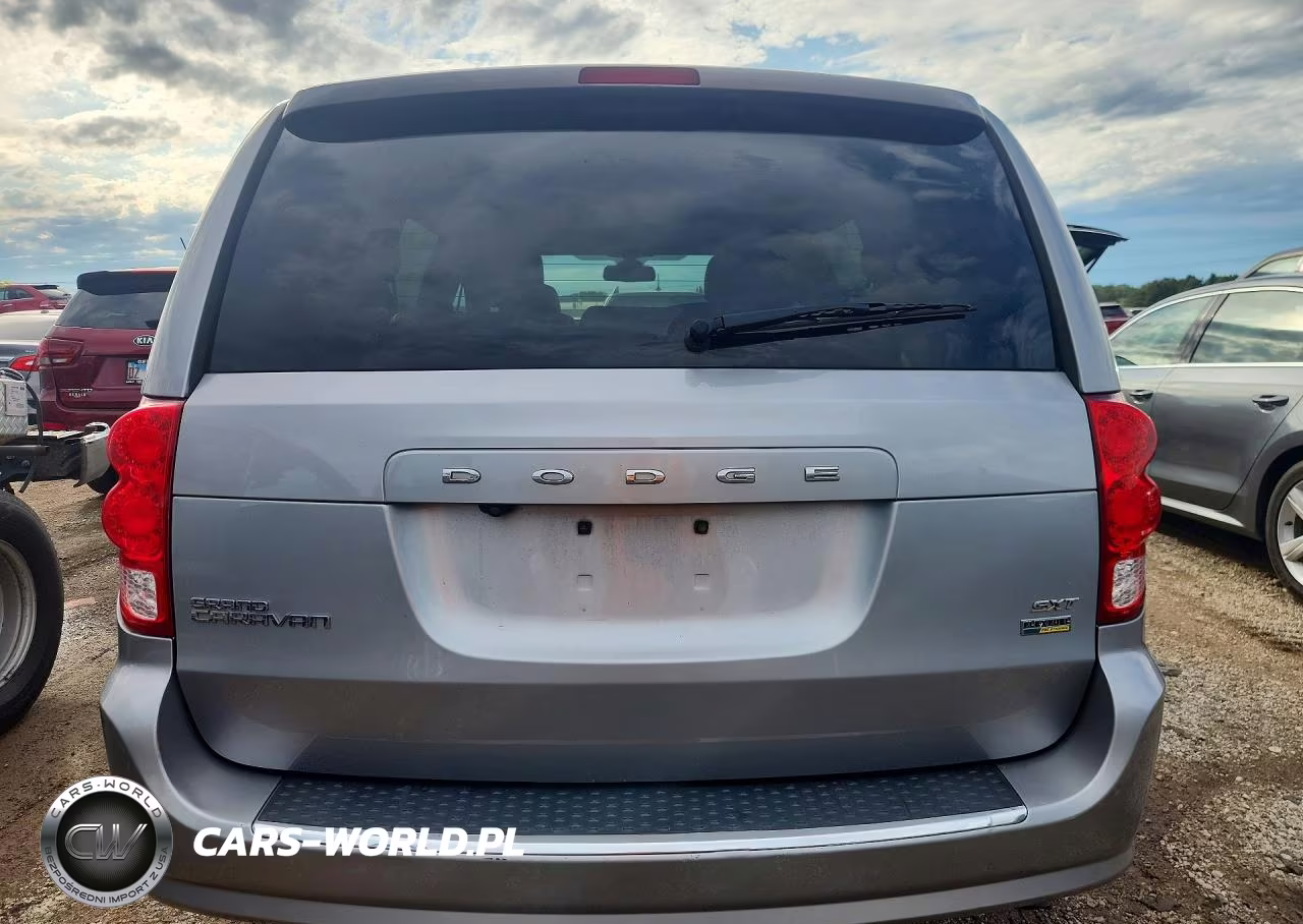 2019 Dodge Grand Caravan Sxt VIN:2C4RDGCG3KR800586 - 6